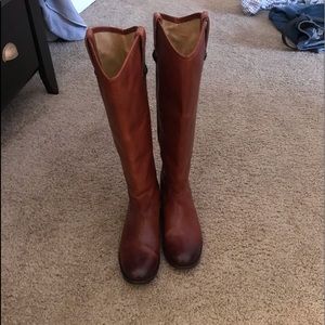 Extended calf size 8 Frye boots